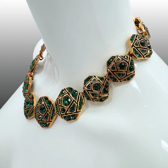 Oscar de la Renta Antique Gold Mosaic Necklace with Emerald Crystals, 17 Inches - Picture 3 of 6